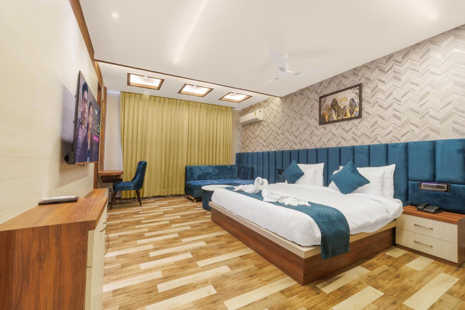 Hotel Golden Peacock Haridwār Extérieur photo
