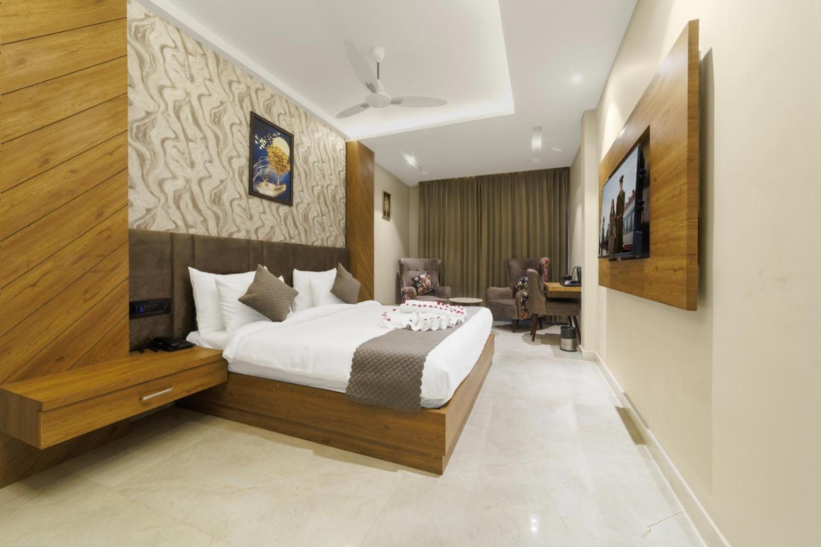 Hotel Golden Peacock Haridwār Extérieur photo